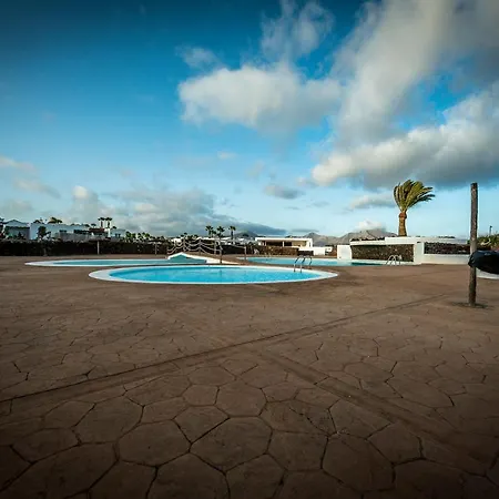 Backpackers Playa Blanca Bed & Breakfast Playa Blanca (Lanzarote)