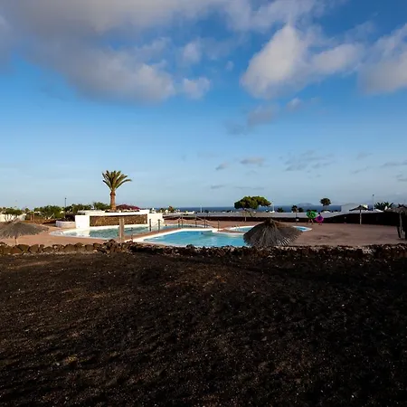 Backpackers Playa Blanca Bed & Breakfast Playa Blanca (Lanzarote)